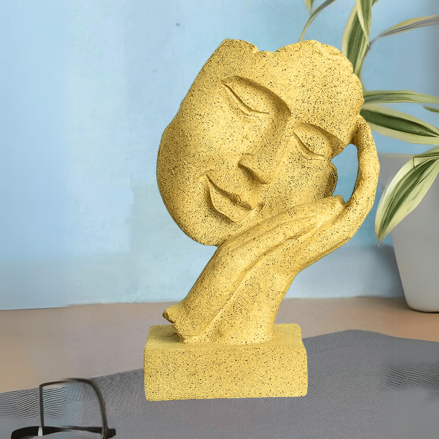 Human Face Yellow Statue with Hand Showpiece RM24 3 (3)